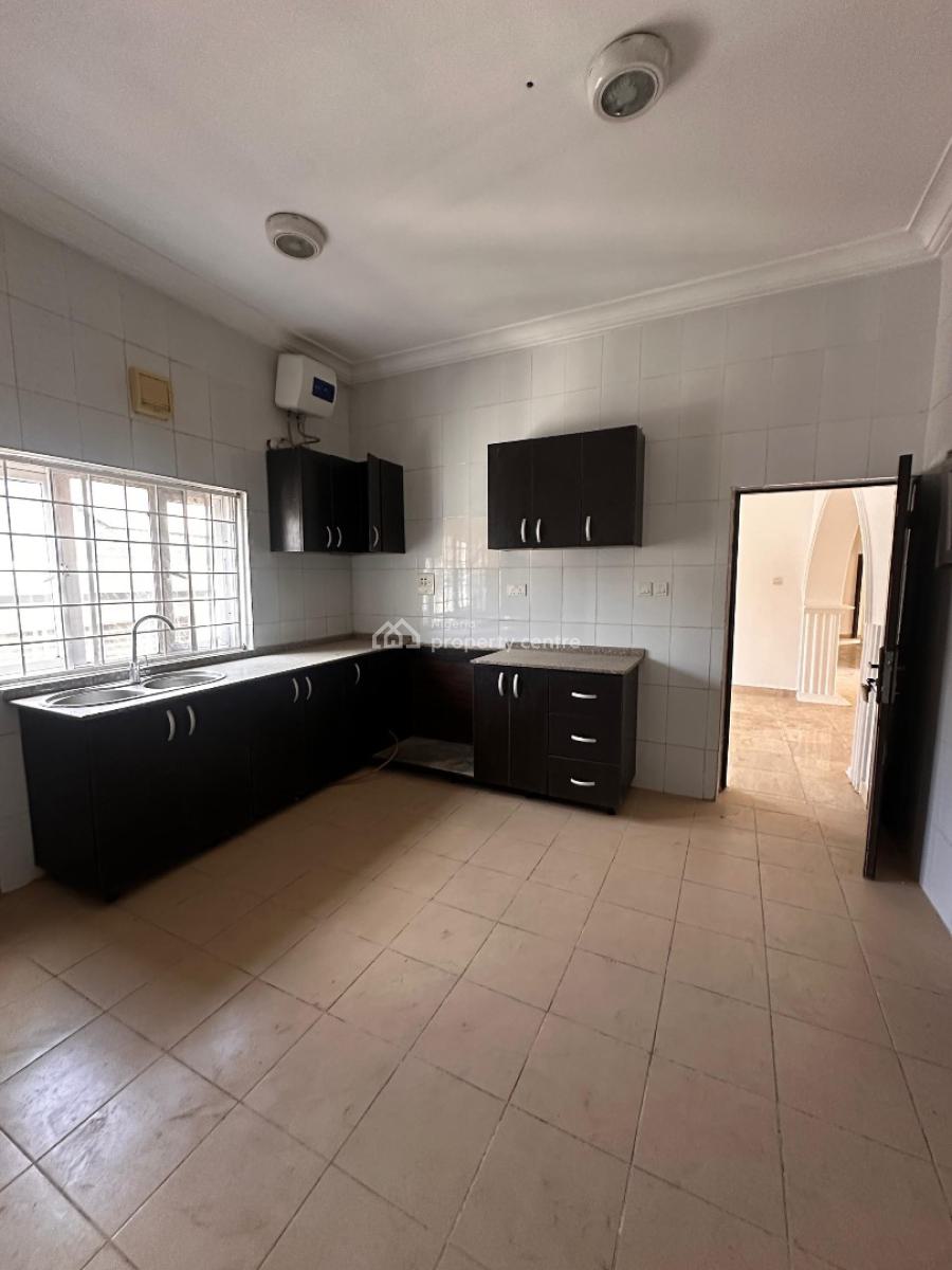En-suite & Spacious Rooms, Guest Toilet, Water Heater, Fitted Kitchen, Jahi, Abuja, Flat / Apartment for Rent
