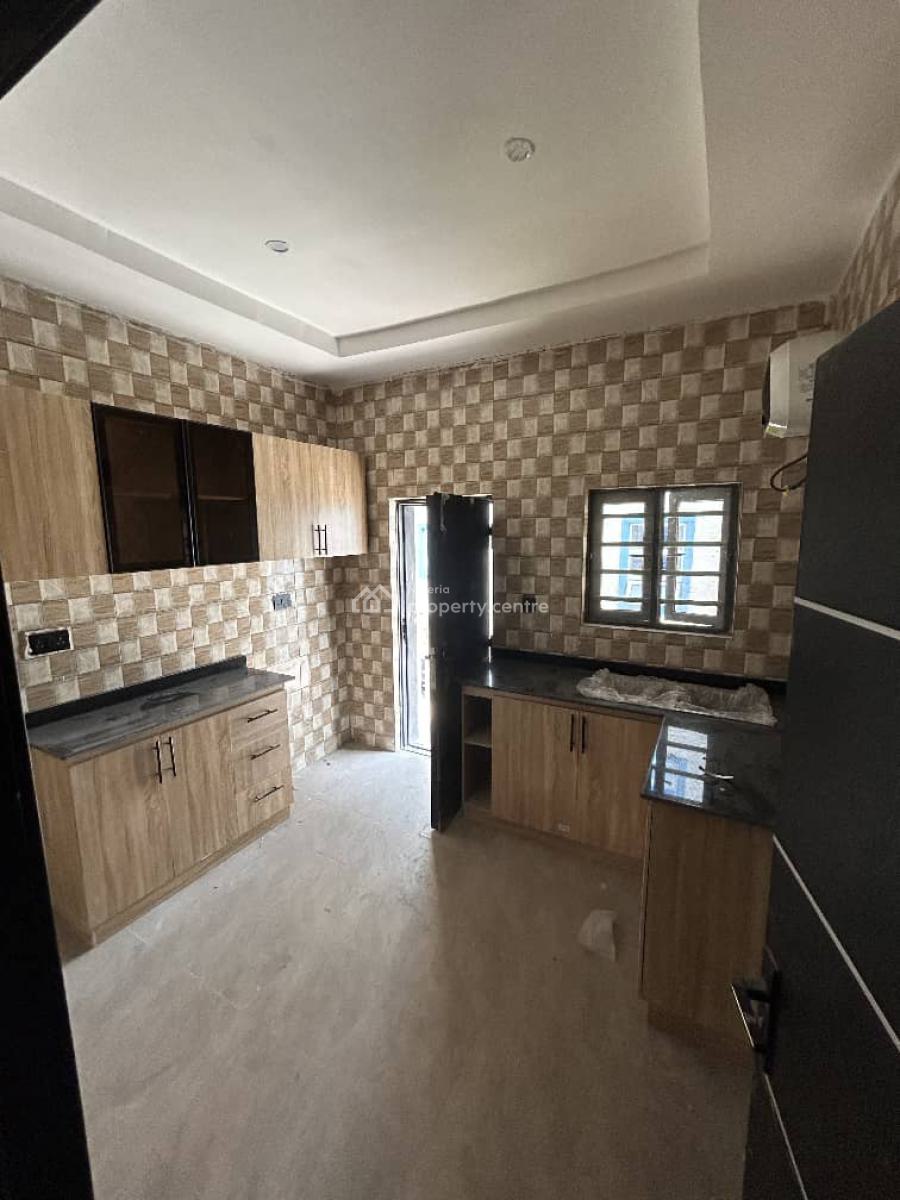 Luxury 2 Bedroom Apartment with Excellent Facilities, Happyland Estate, Olokonla, Ajah, Lagos, Flat / Apartment for Rent