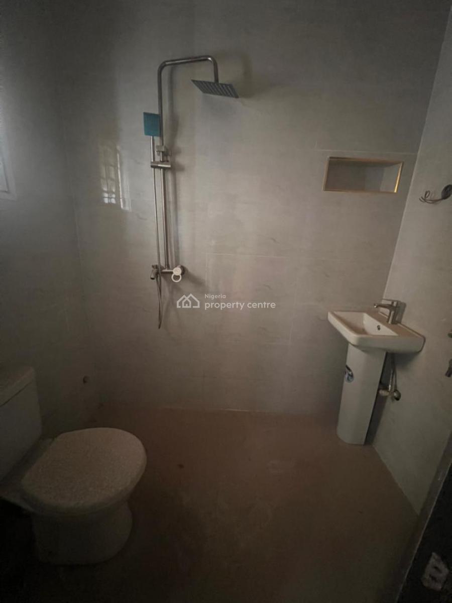 a Very Good Spacious 3 Bedroom Flat + 1 Bq, Katampe, Abuja, Flat / Apartment for Rent