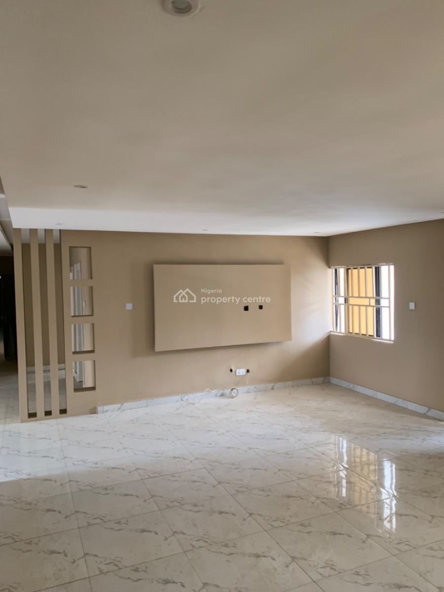 4 Bedroom Flat on The First Floor, Area 11, Garki, Abuja, Flat / Apartment for Rent