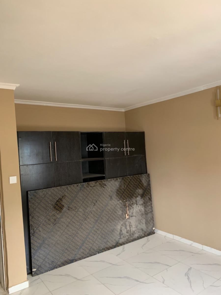 4 Bedroom Flat on The First Floor, Area 11, Garki, Abuja, Flat / Apartment for Rent