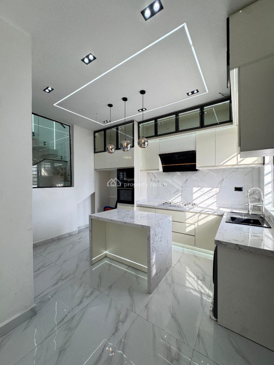 Stunning  4 Bedrooms Semi-detached Duplex with a Bq, Ajah, Lagos, Semi-detached Duplex for Sale