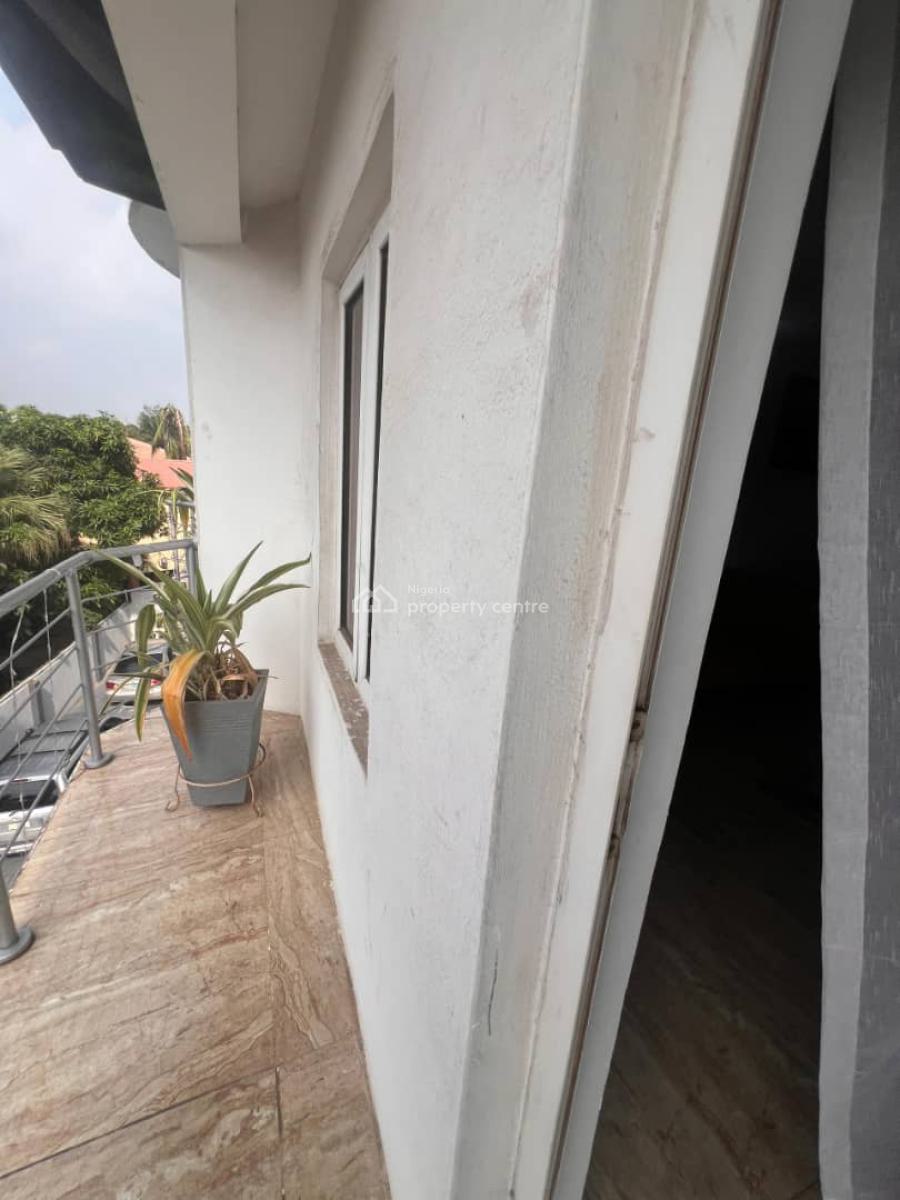 with Swimming Pool, 8 Units of 2 Bedroom Flat &2 Units of Mini Flat, Adeniyi Jones, Ikeja, Lagos, Block of Flats for Sale