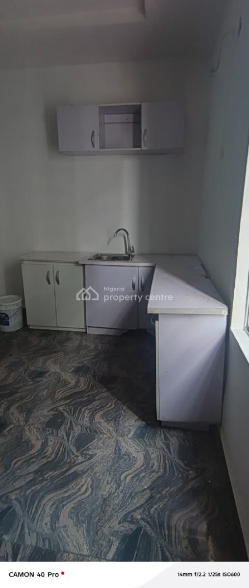 Room and Parlor Mini Flat, Off Bamidele Eletu Street, Osapa London, Osapa, Lekki, Lagos, Mini Flat (room and Parlour) for Rent