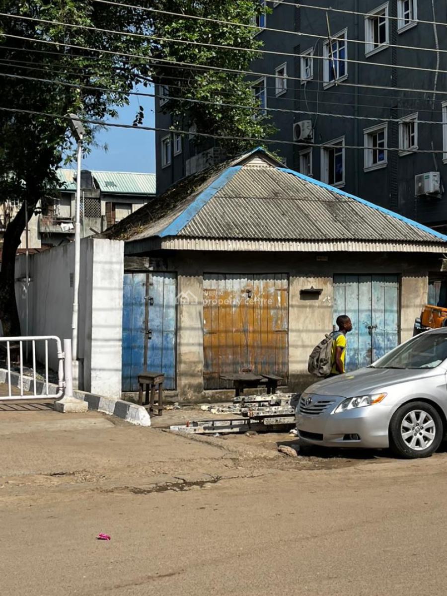 Half-plot of Land Offering Excellent Visibility and Easy Access, Ebute Metta, Yaba, Lagos, Commercial Land for Sale