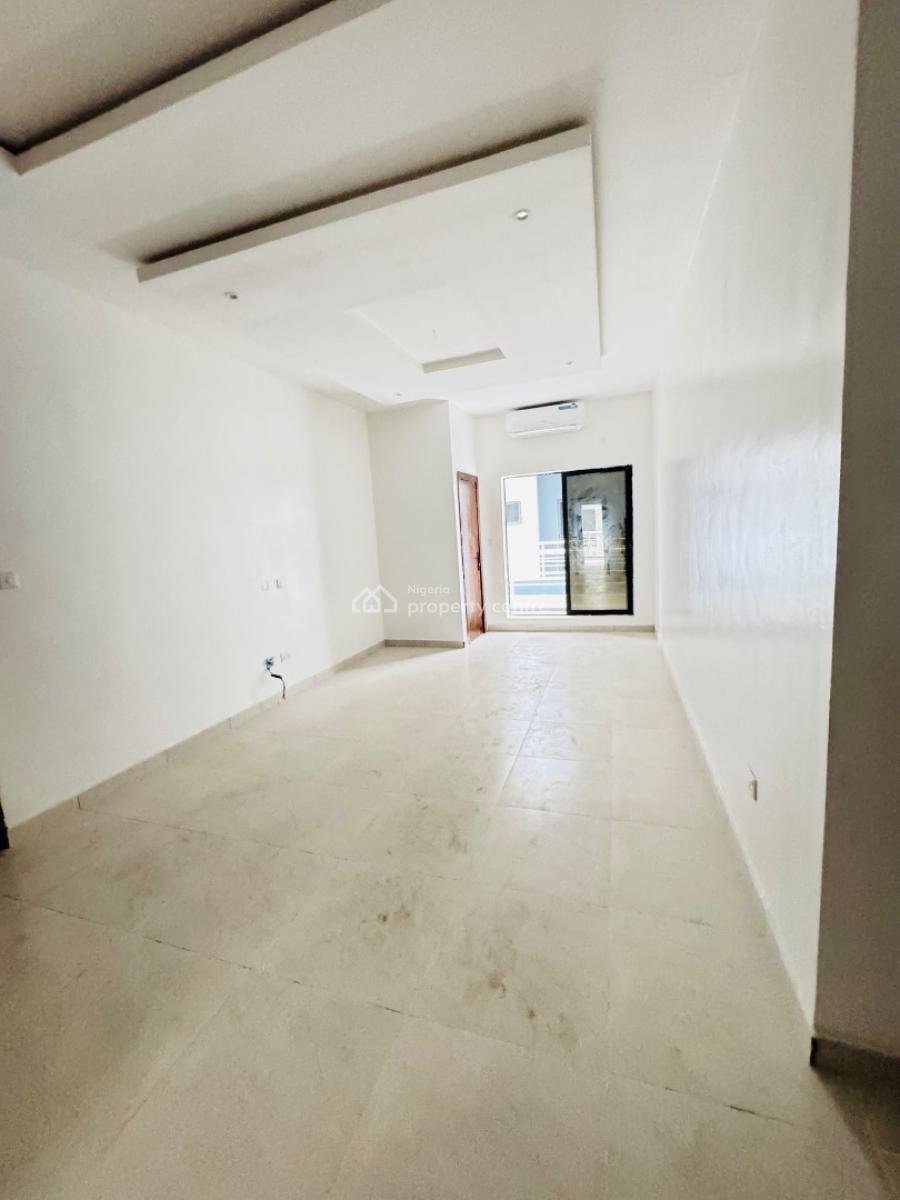 Brand New Spacious 2 Bedroom Apartment, Orchid Road, Lekki, Lagos, Block of Flats for Sale