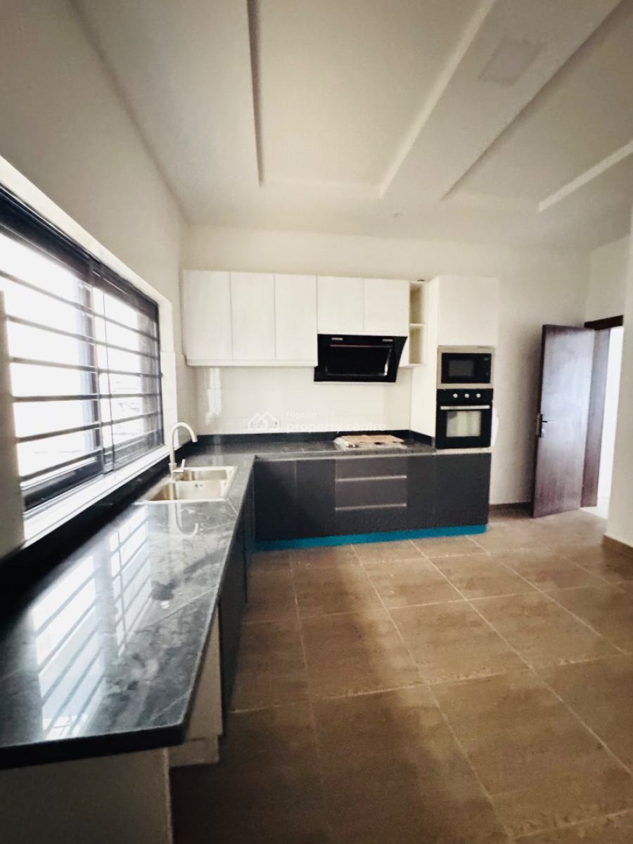 Brand New Spacious 3 Bedroom Apartment Available, Orchid Road, Lekki, Lagos, Block of Flats for Sale