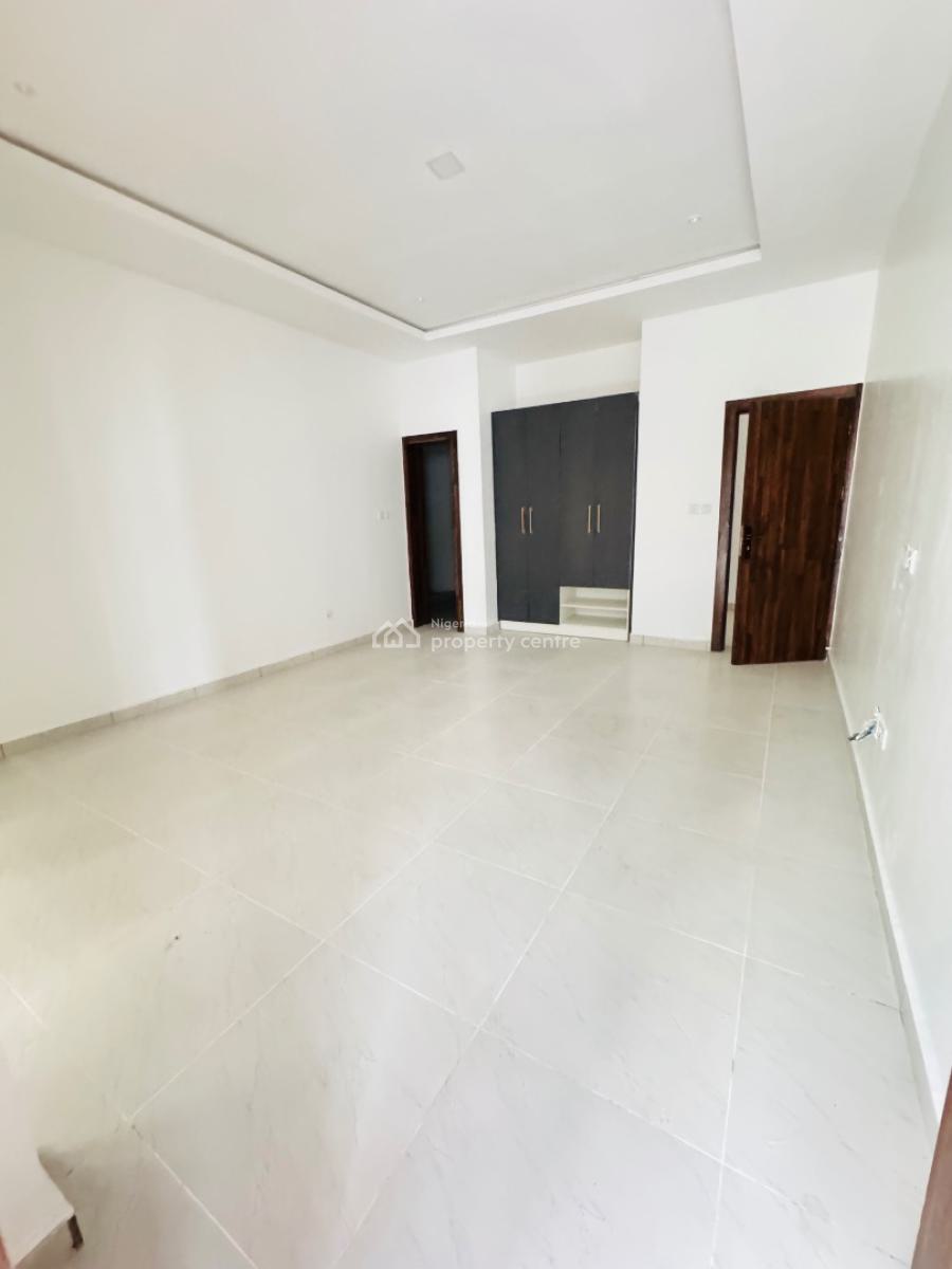 Brand New Spacious 3 Bedroom Apartment Available, Orchid Road, Lekki, Lagos, Block of Flats for Sale