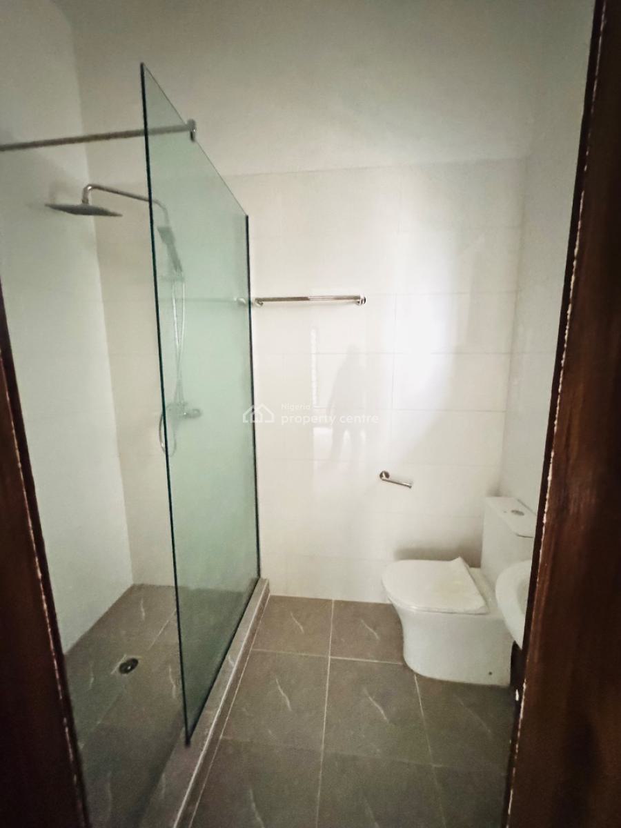 Brand New Spacious 3 Bedroom Apartment Available, Orchid Road, Lekki, Lagos, Block of Flats for Sale