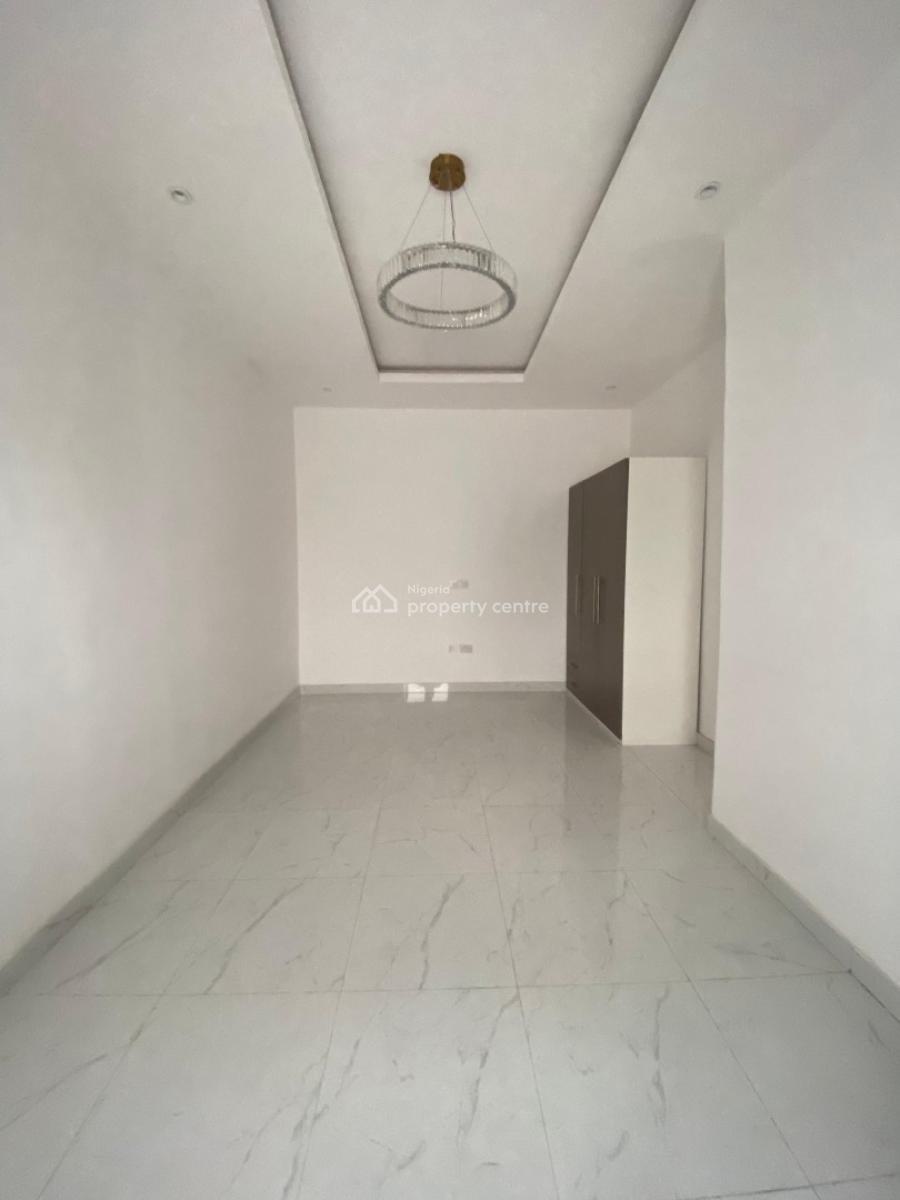 2 Bedroom Penthouse Apartment, Sangotedo, Ajah, Lagos, Flat / Apartment for Sale