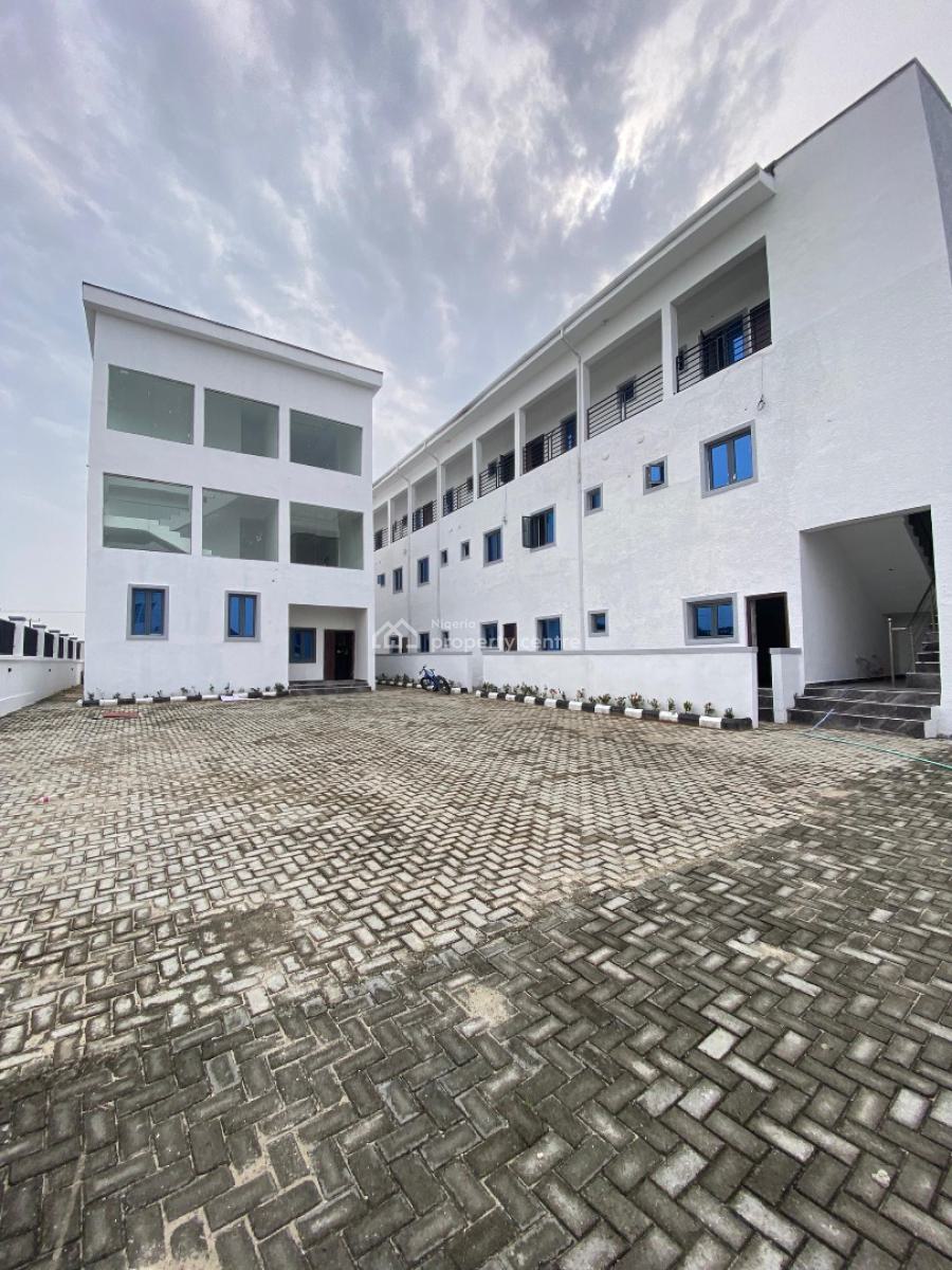 2 Bedroom Penthouse Apartment, Sangotedo, Ajah, Lagos, Flat / Apartment for Sale