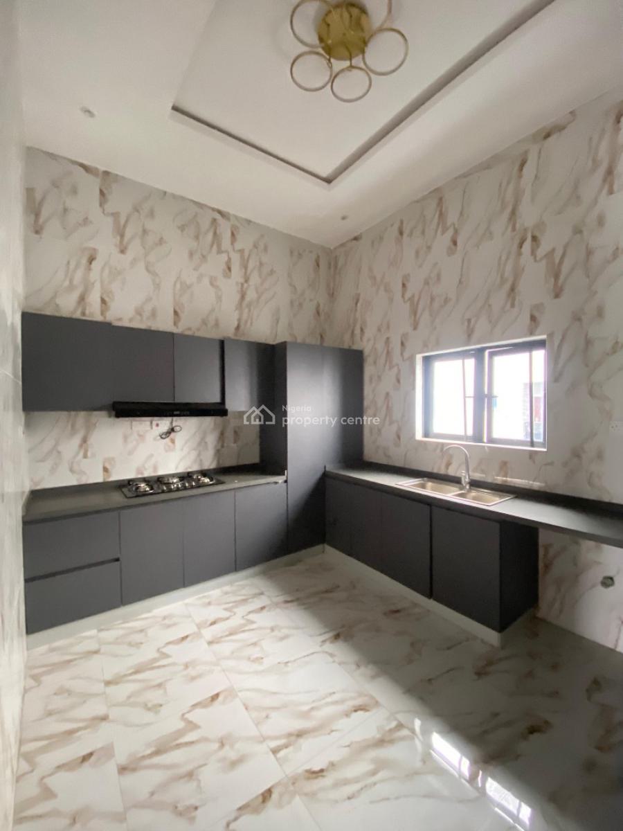 2 Bedroom Penthouse Apartment, Sangotedo, Ajah, Lagos, Flat / Apartment for Sale