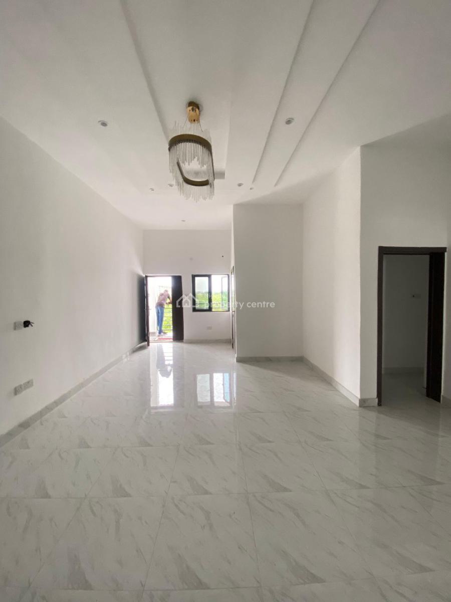 2 Bedroom Penthouse Apartment, Sangotedo, Ajah, Lagos, Flat / Apartment for Sale