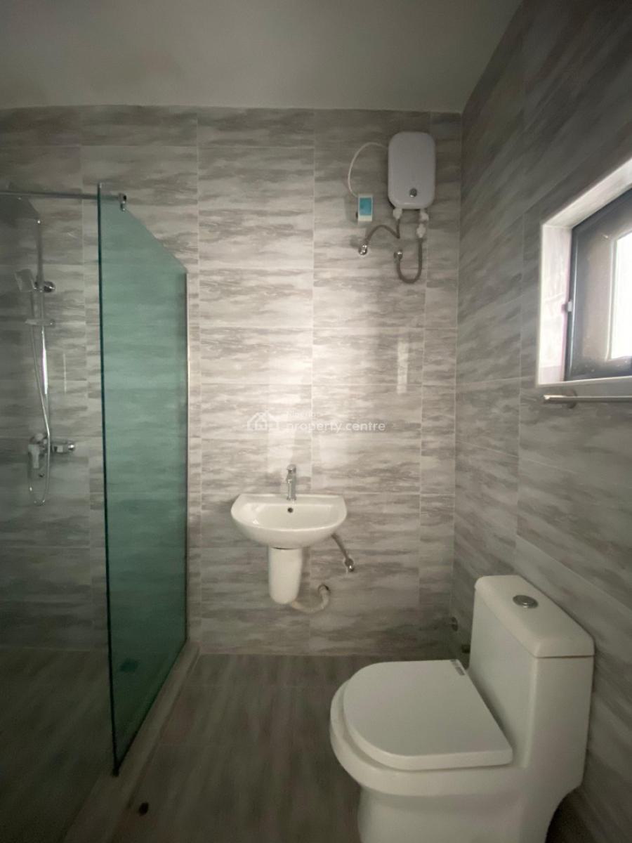 2 Bedroom Penthouse Apartment, Sangotedo, Ajah, Lagos, Flat / Apartment for Sale