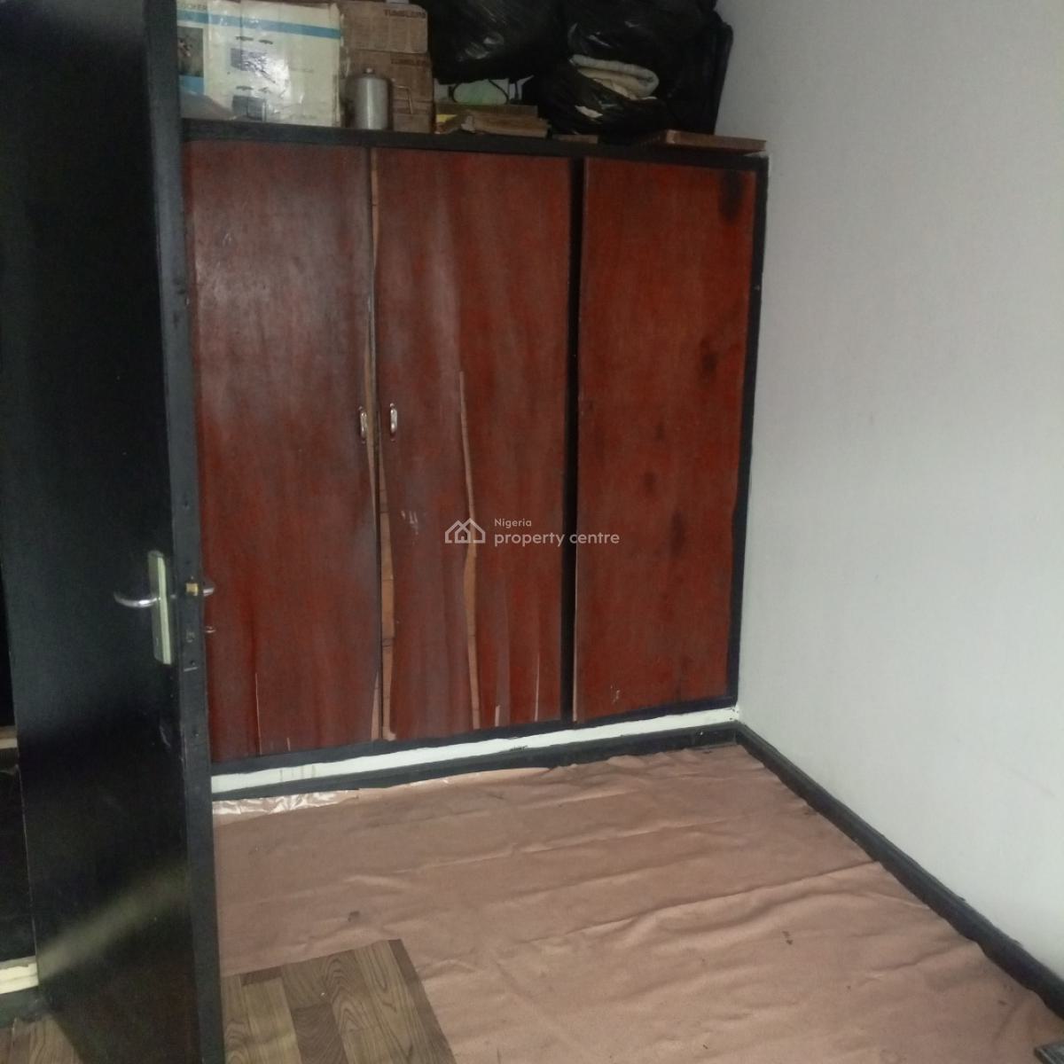 Nice and Spacious 2 Bedroom Flat Upstairs Office Space, Tejuosho, Yaba, Lagos, Flat / Apartment for Rent