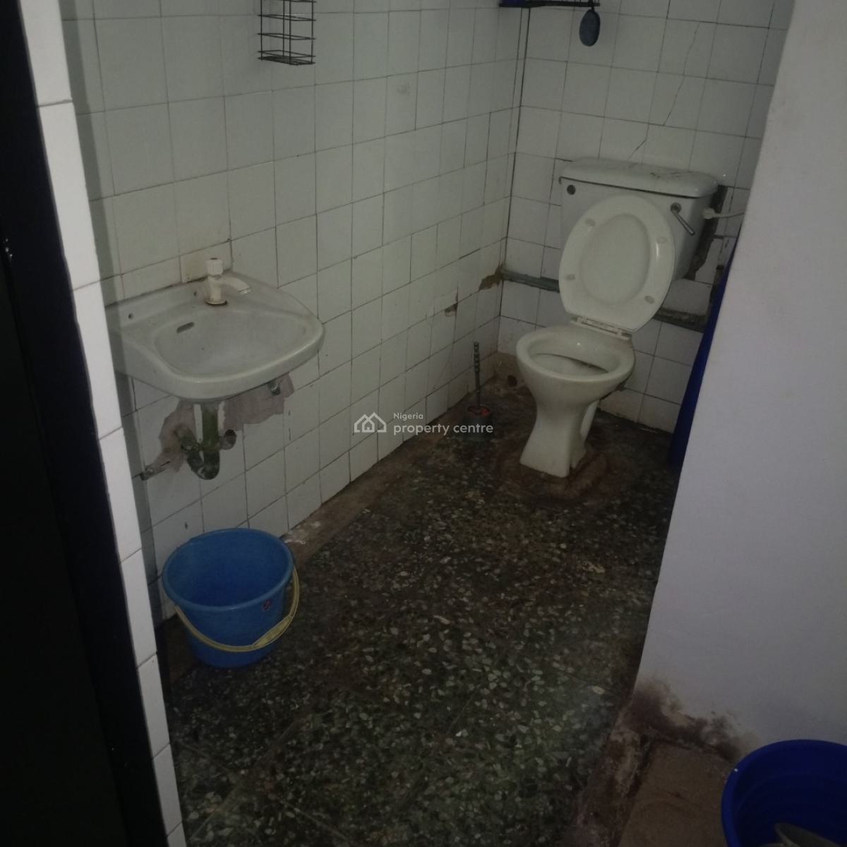 Nice and Spacious 2 Bedroom Flat Upstairs Office Space, Tejuosho, Yaba, Lagos, Flat / Apartment for Rent