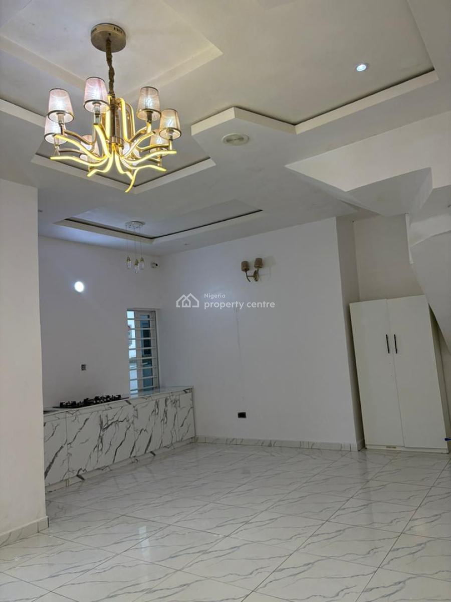 Luxurious Standard Studio Apartment with a Fully Fitted Open-plan Kitchen, Orchid, Lekki, Lagos, Flat / Apartment for Rent