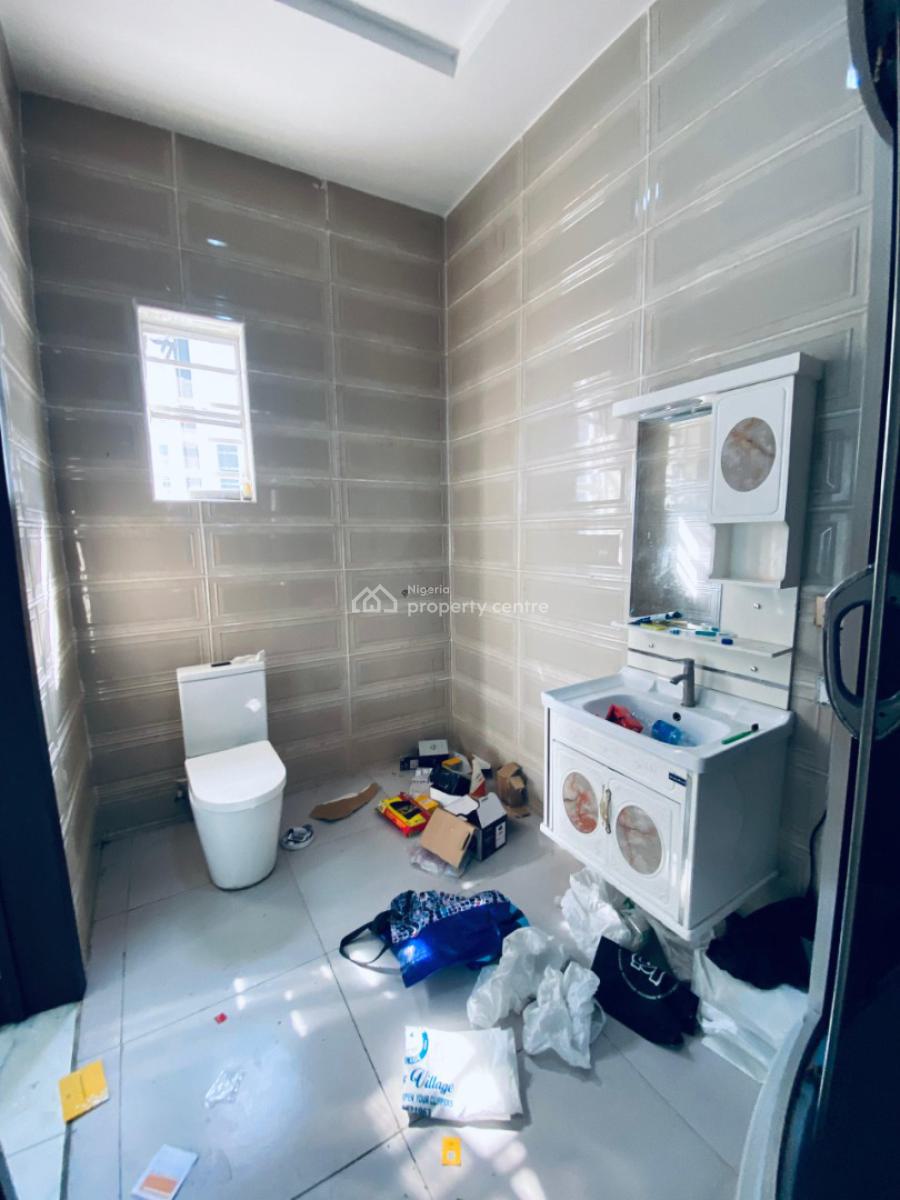 Spacious Masters Bedroom, Upstairs with Balcony, Orchid, Lekki, Lagos, Self Contain (single Rooms) for Rent