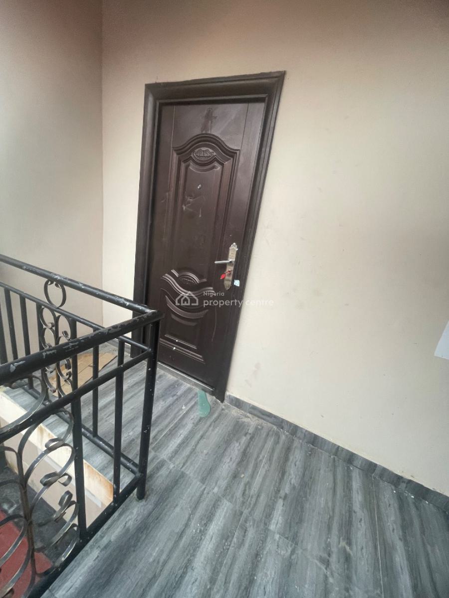 Nice Self Contain with Balcony, Upstairs, Pay & Pack in, Okeira Nla, Ado, Ajah, Lagos, Flat / Apartment for Rent