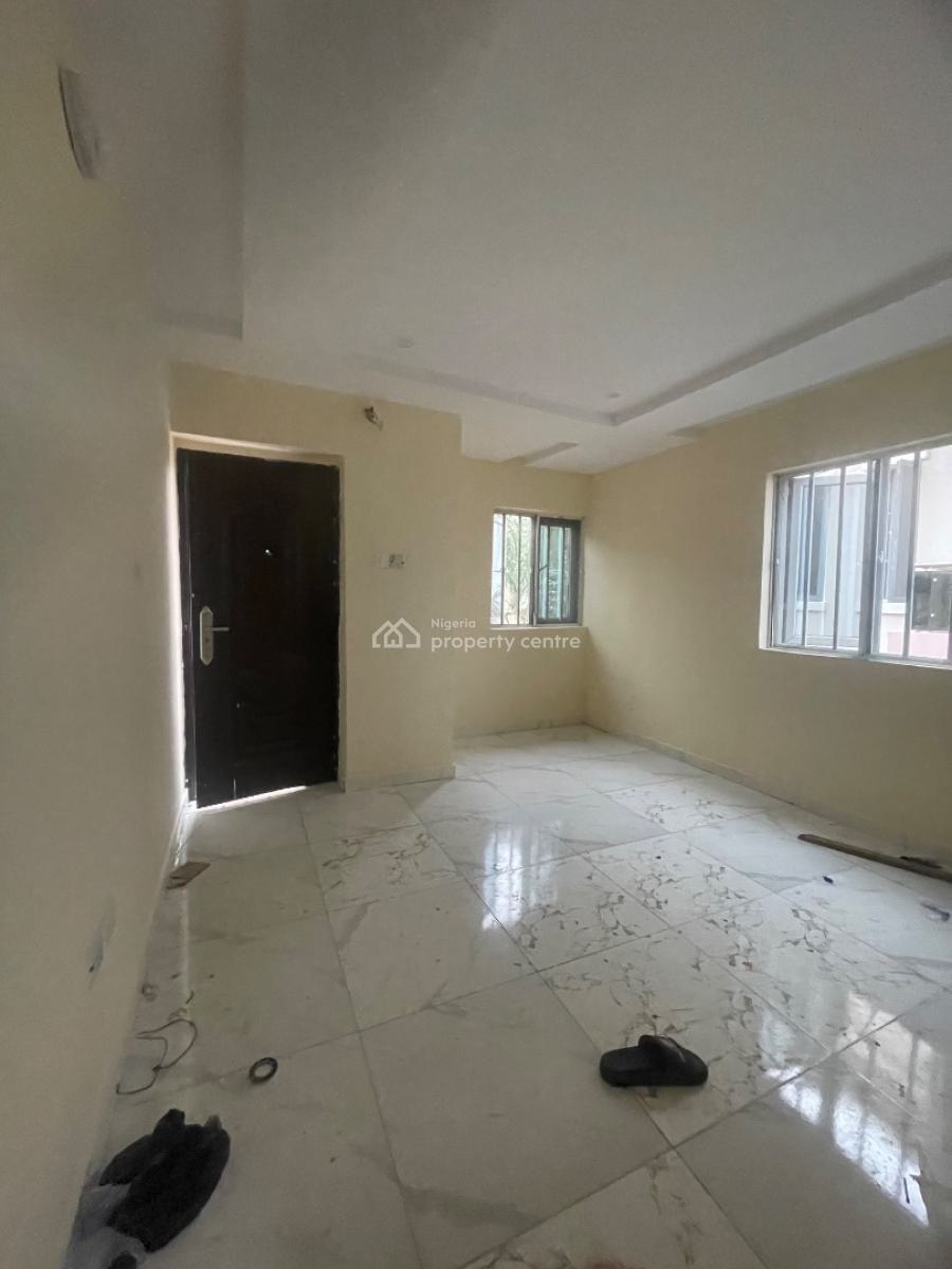 Nice Self Contain with Balcony, Upstairs, Pay & Pack in, Okeira Nla, Ado, Ajah, Lagos, Flat / Apartment for Rent