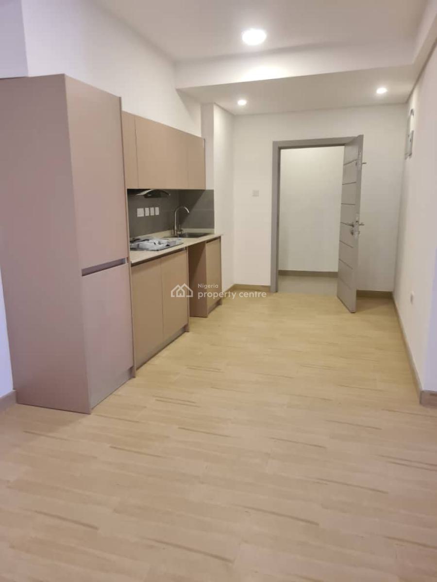 a Fully  Serviced 3 Bedroom  Apartment with a Room Bq, Ikate Elegushi, Lekki, Lagos, Flat / Apartment for Rent