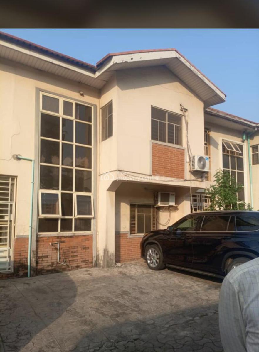 4 Bedrooms Terrace Duplex, Gra Phase 2, Magodo, Lagos, Terraced Duplex for Sale