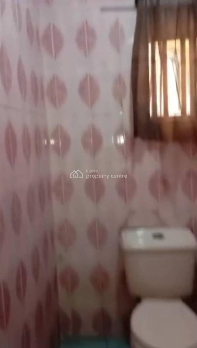 Lovely 3 Bedroom Flat, Ibidun Street, Off Ojuelegba Road,, Surulere, Lagos, Flat / Apartment for Sale