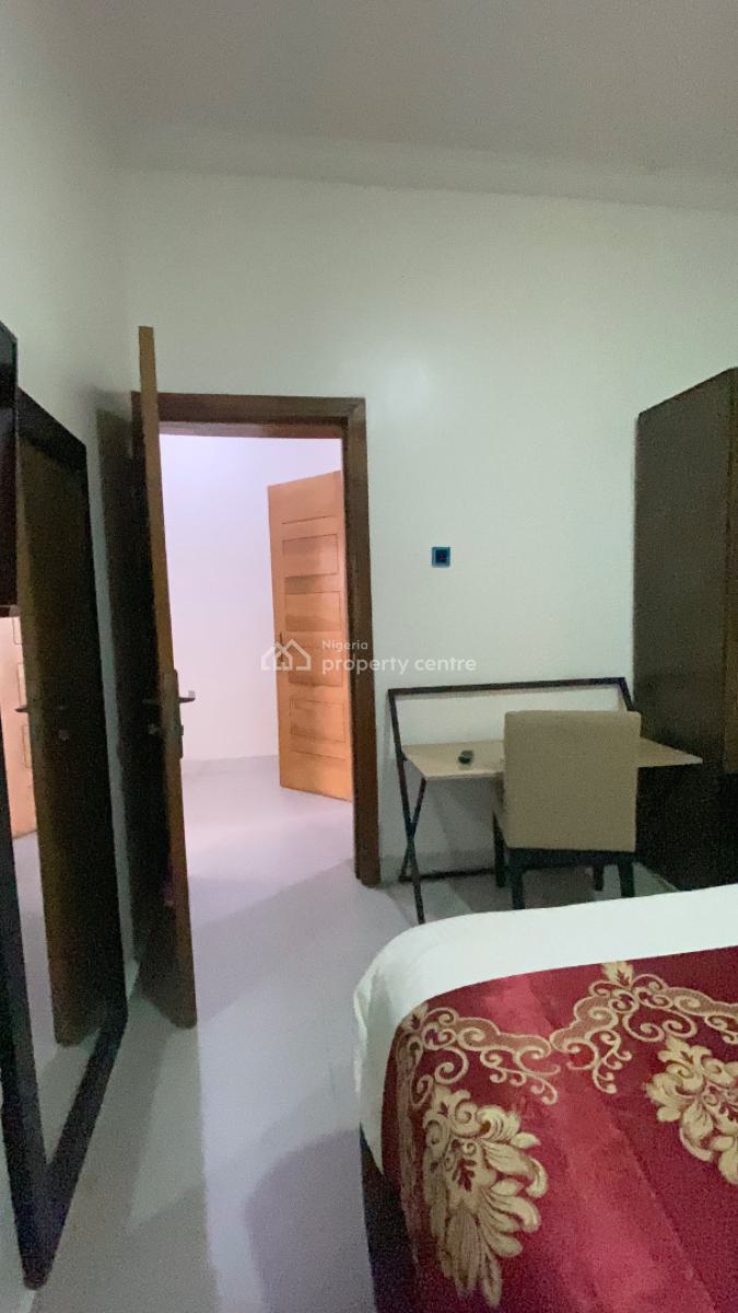 1 Bedroom Home with Swimming Pool, Prince Dan Estate After Beechwood Estate, Bogije, Ibeju Lekki, Lagos, Mini Flat (room and Parlour) Short Let