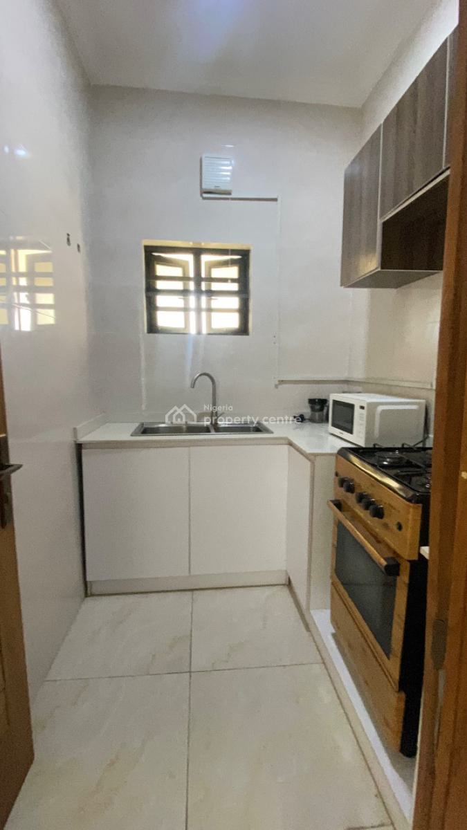 1 Bedroom Home with Swimming Pool, Prince Dan Estate After Beechwood Estate, Bogije, Ibeju Lekki, Lagos, Mini Flat (room and Parlour) Short Let