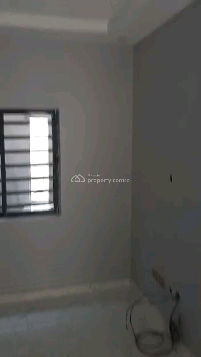 a Modern Portable 2 Bedroom Upflat with 2 Toilets, 2 Bath, Off Odunsi Road, Bariga, Shomolu, Lagos, Flat / Apartment for Rent