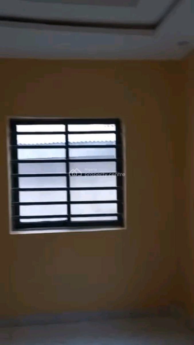 a Modern Portable 2 Bedroom Upflat with 2 Toilets, 2 Bath, Off Odunsi Road, Bariga, Shomolu, Lagos, Flat / Apartment for Rent