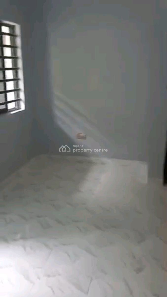 a Modern Portable 2 Bedroom Upflat with 2 Toilets, 2 Bath, Off Odunsi Road, Bariga, Shomolu, Lagos, Flat / Apartment for Rent