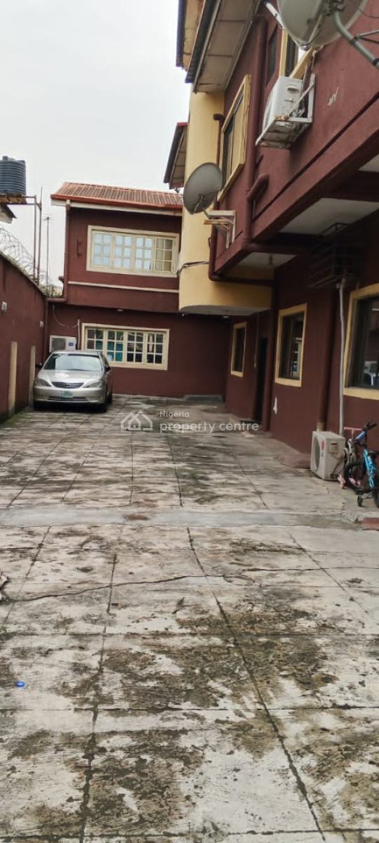 Nice 3 Bedroom Flat First Floor with 2 Toilet, 2 Bathrooms, Off Awolowo Way, Ikeja, Lagos, Flat / Apartment for Rent