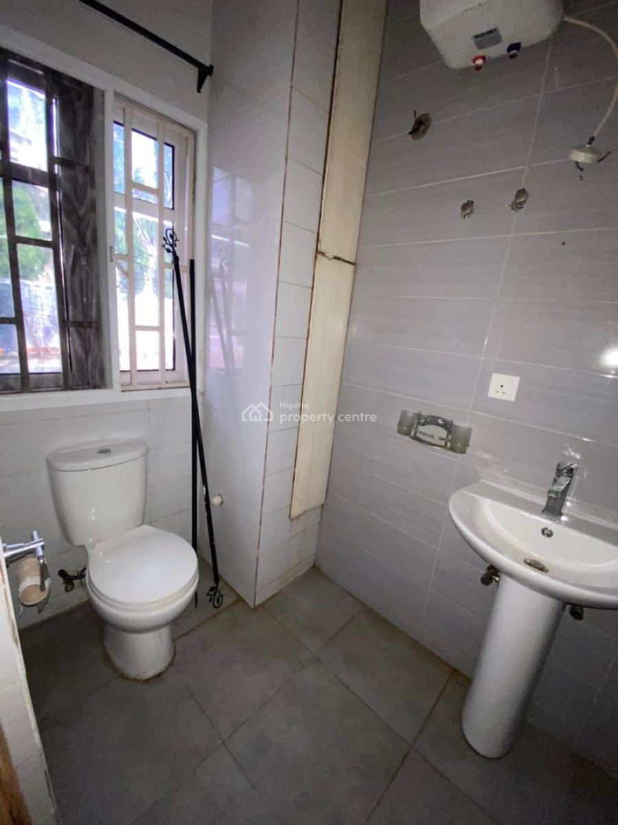 Standard 2bedroom Flat with Bq Within Dideolu Estate Vi, Dideolu Estate, Off Ligali Ayorinde, Victoria Island (vi), Lagos, Semi-detached Bungalow for Rent