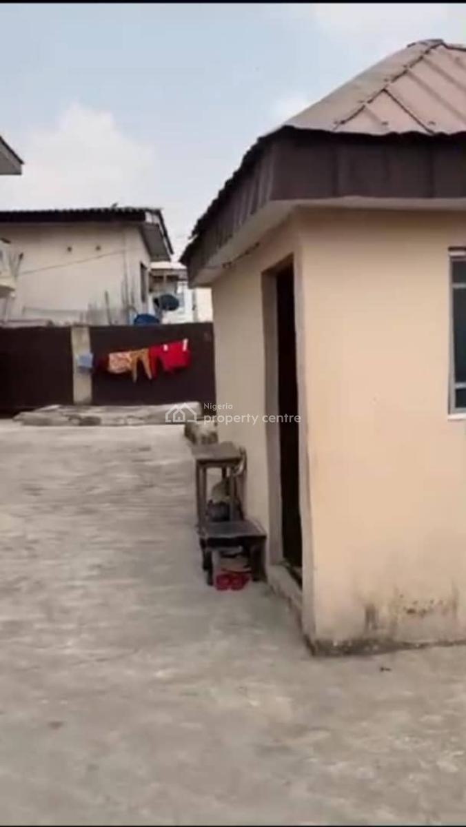 Block of Flats on a Massive Land, Mende, Maryland, Lagos, Block of Flats for Sale