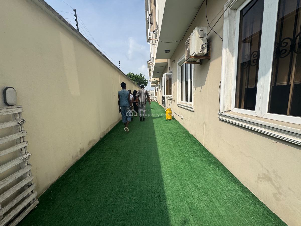 Spacious & Neatly Used 5 Bedroom Semi Detached Duplex Plus 2 Study & B, Agungi East Estate, Agungi, Lekki, Lagos, Semi-detached Duplex for Sale