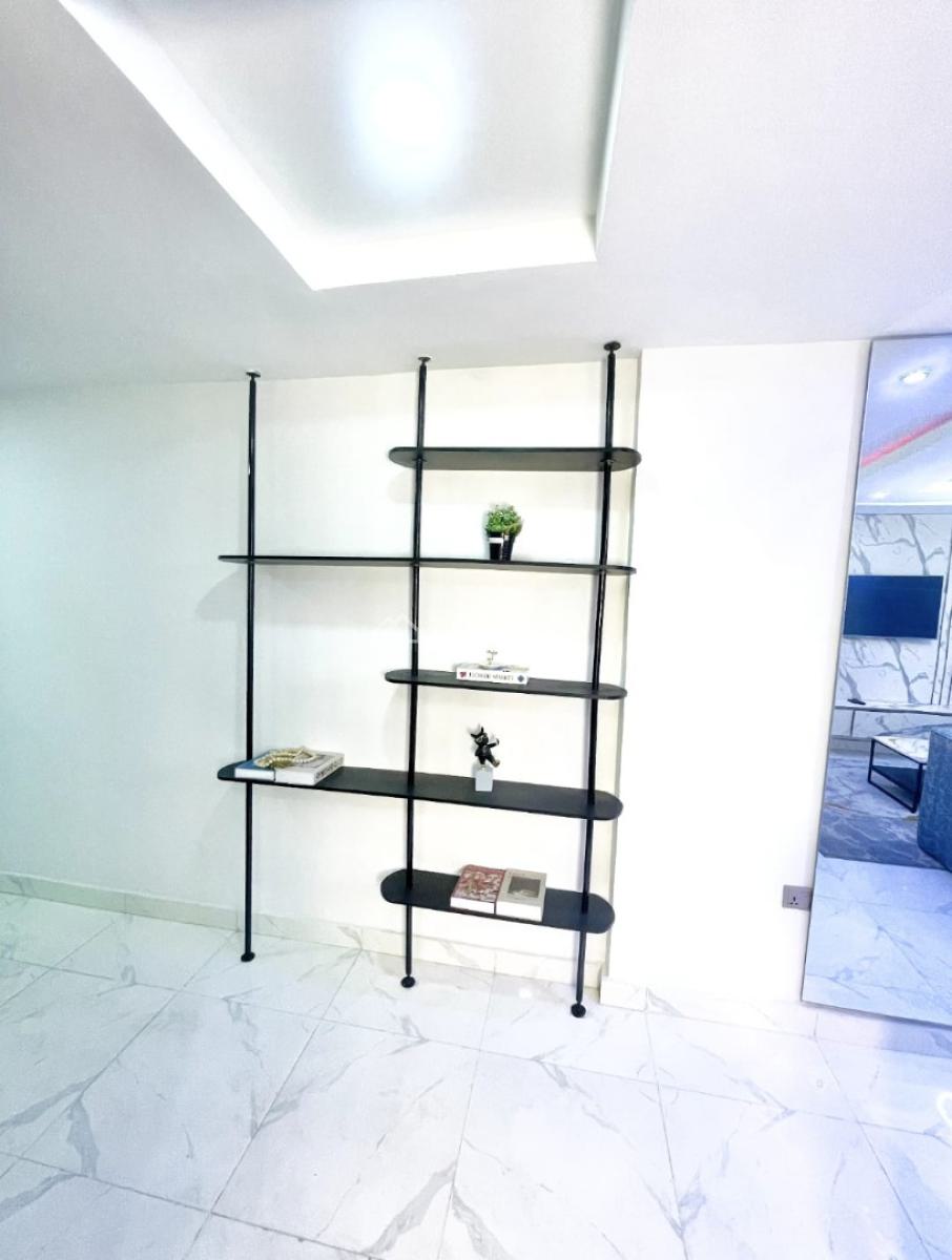 One Bedroom, 29a Berkley Street, Off King George, Onikan, Lagos Island, Lagos, Flat / Apartment Short Let