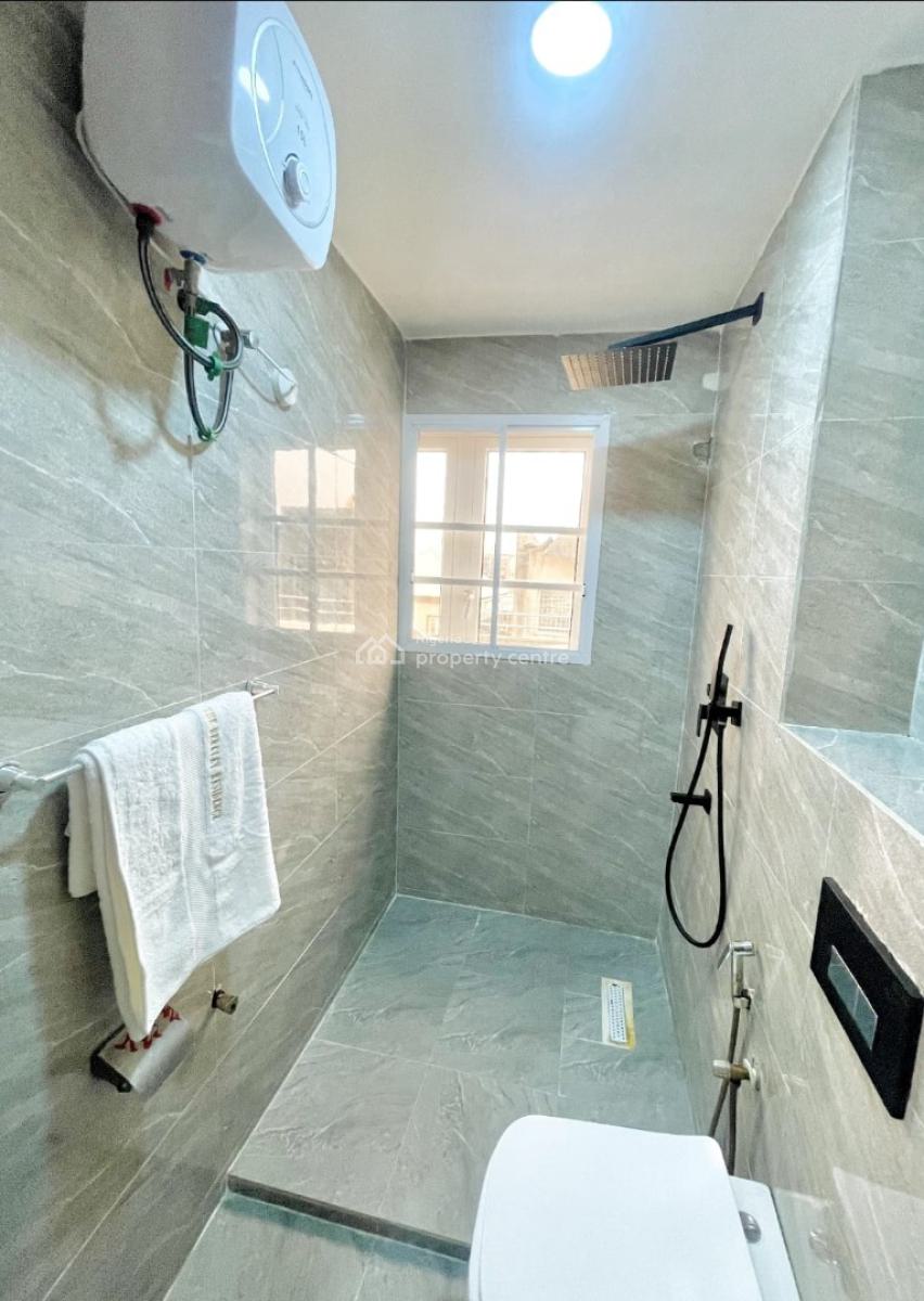 One Bedroom, 29a Berkley Street, Off King George, Onikan, Lagos Island, Lagos, Flat / Apartment Short Let