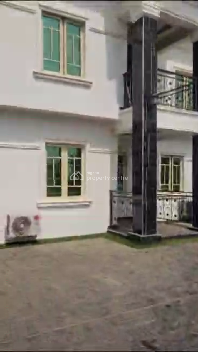 5 Bedroom Duplex + 2 Units of 2 Bedroom Flat, Ipaja, Lagos, Detached Duplex for Sale