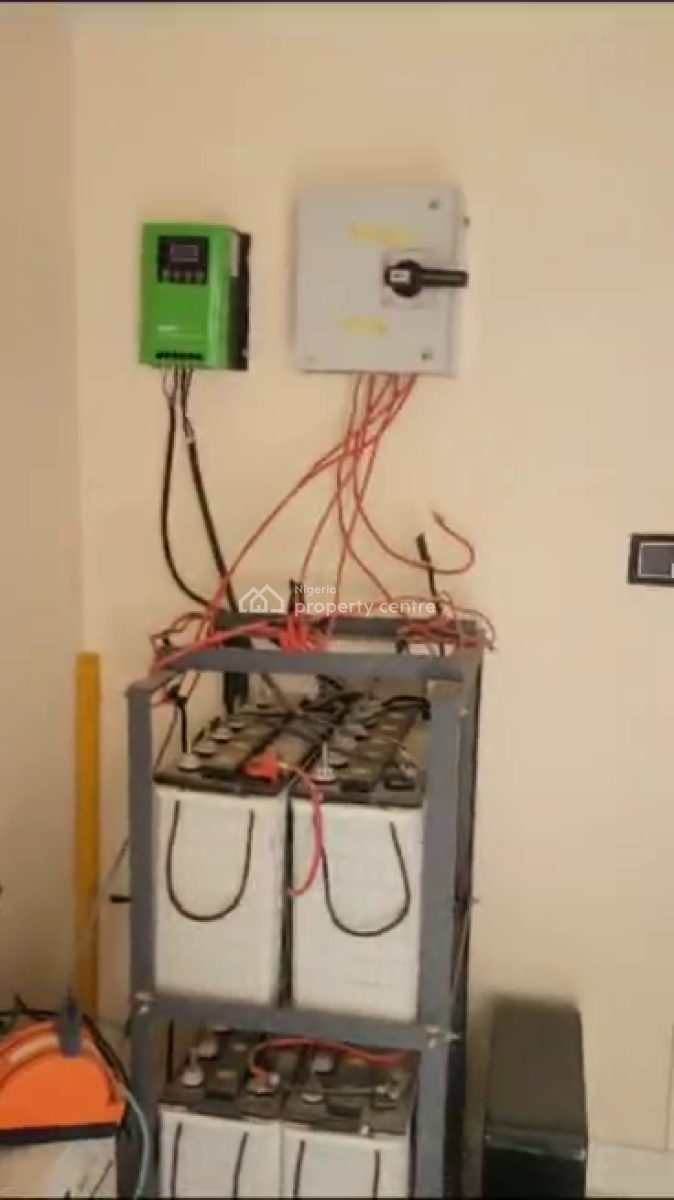 5 Bedroom Duplex + 2 Units of 2 Bedroom Flat, Ipaja, Lagos, Detached Duplex for Sale