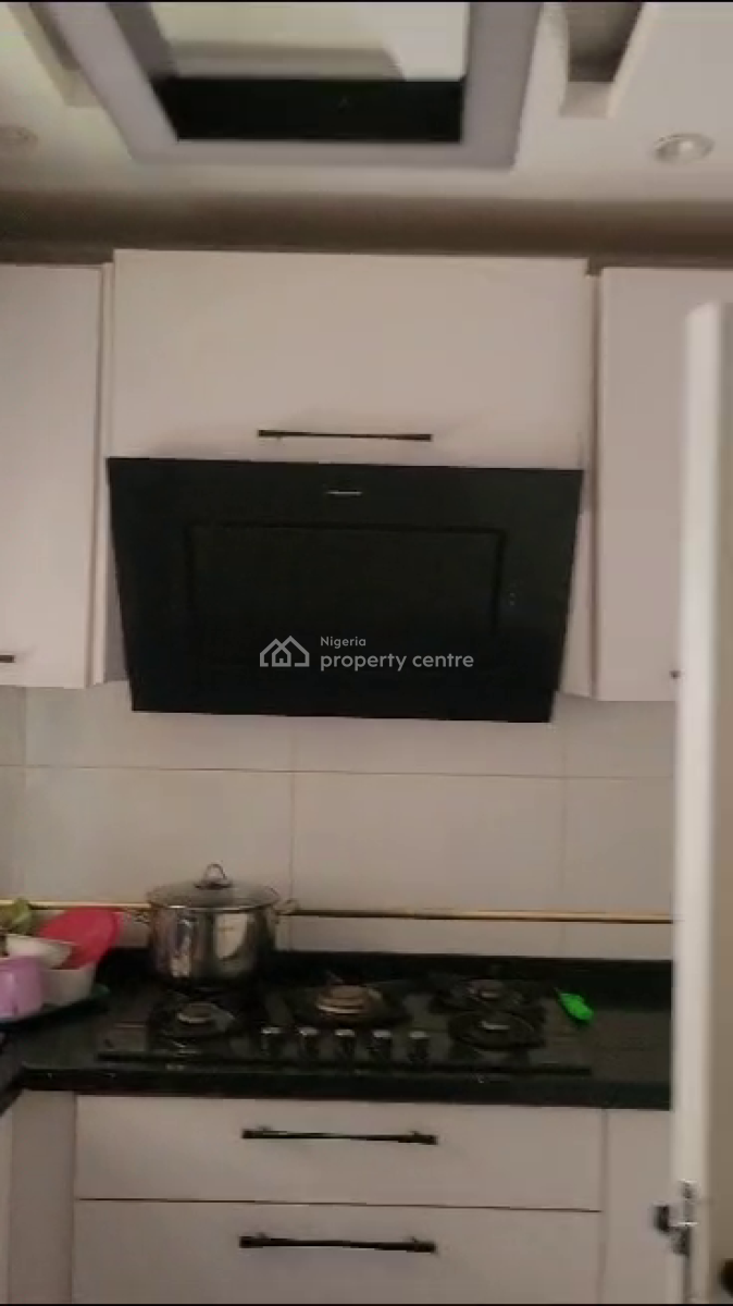 5 Bedroom Duplex + 2 Units of 2 Bedroom Flat, Ipaja, Lagos, Detached Duplex for Sale