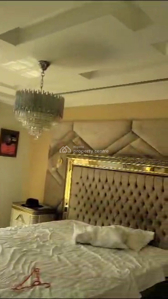 5 Bedroom Duplex + 2 Units of 2 Bedroom Flat, Ipaja, Lagos, Detached Duplex for Sale