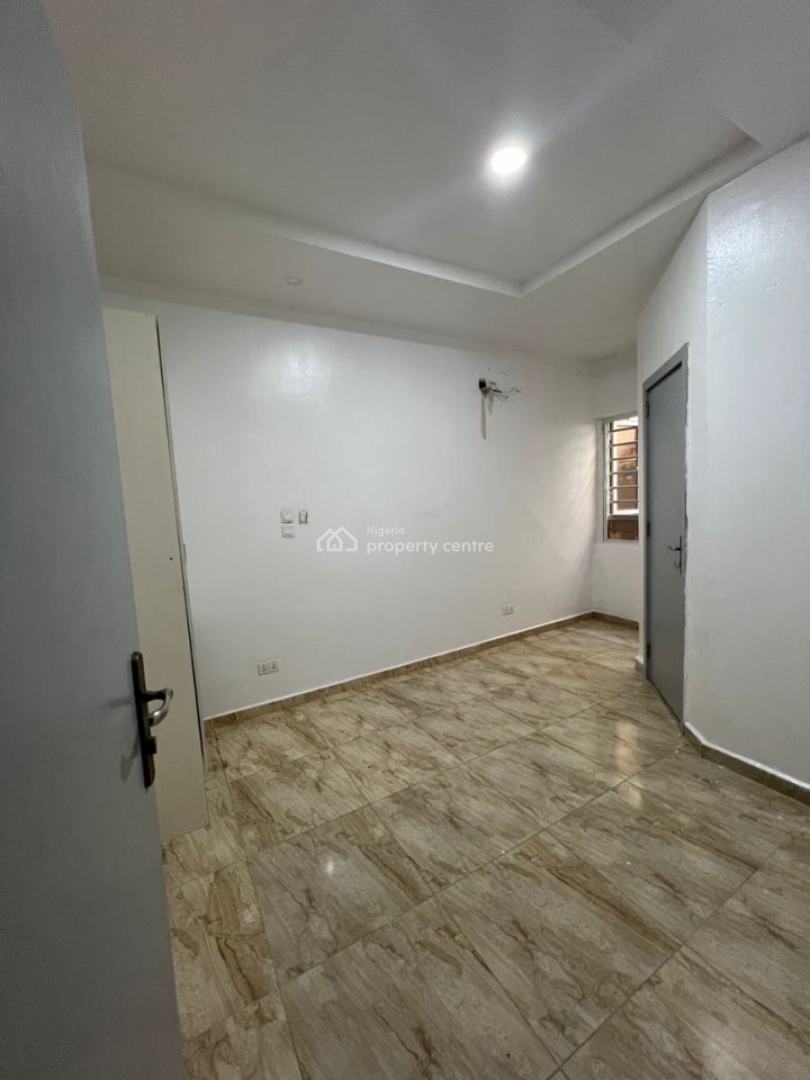 Spacious Mini Flat in a Service Estate, Orchid Road, Lafiaji, Lekki, Lagos, Mini Flat (room and Parlour) for Rent