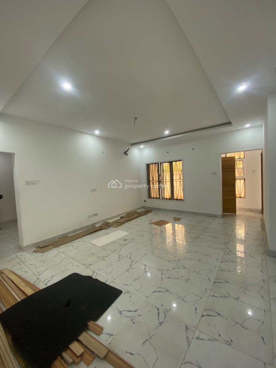 Standard 3 Bedroom Apartment, Ogombo, Ajah, Lagos, Flat / Apartment for Rent