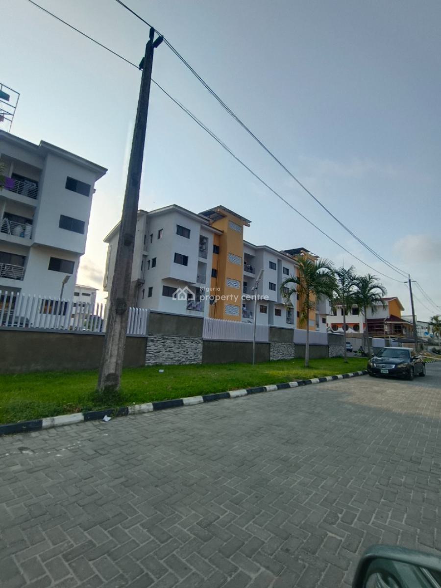 Pay and Pack in 2 Bedroom Flat, Lekki County, Ikota, Lekki, Lagos, Flat / Apartment for Rent