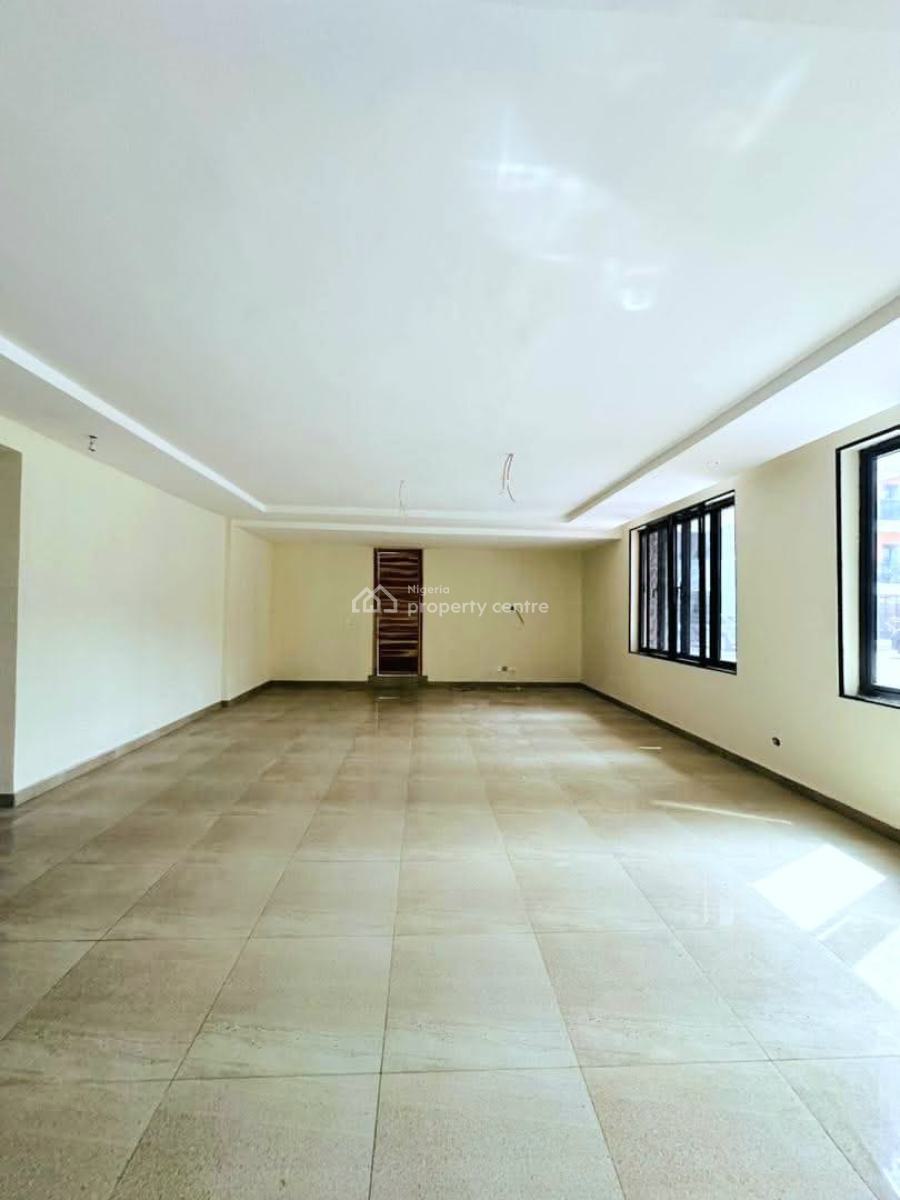 Spaciously Built 2 Bedroom Apartment, Lekki Phase 1, Lekki, Lagos, Flat / Apartment for Rent