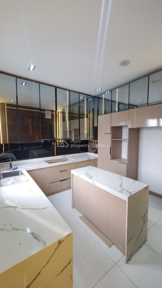 Impressively Built 5 Bedroom Triplex  Bq, Lekki, Lagos, Detached Duplex for Sale