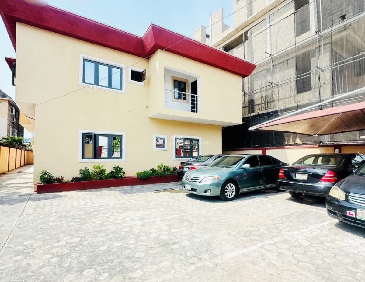 Well Built 3-bedroom Apartments, Lekki Phase 1, Lekki, Lagos, Flat / Apartment for Rent