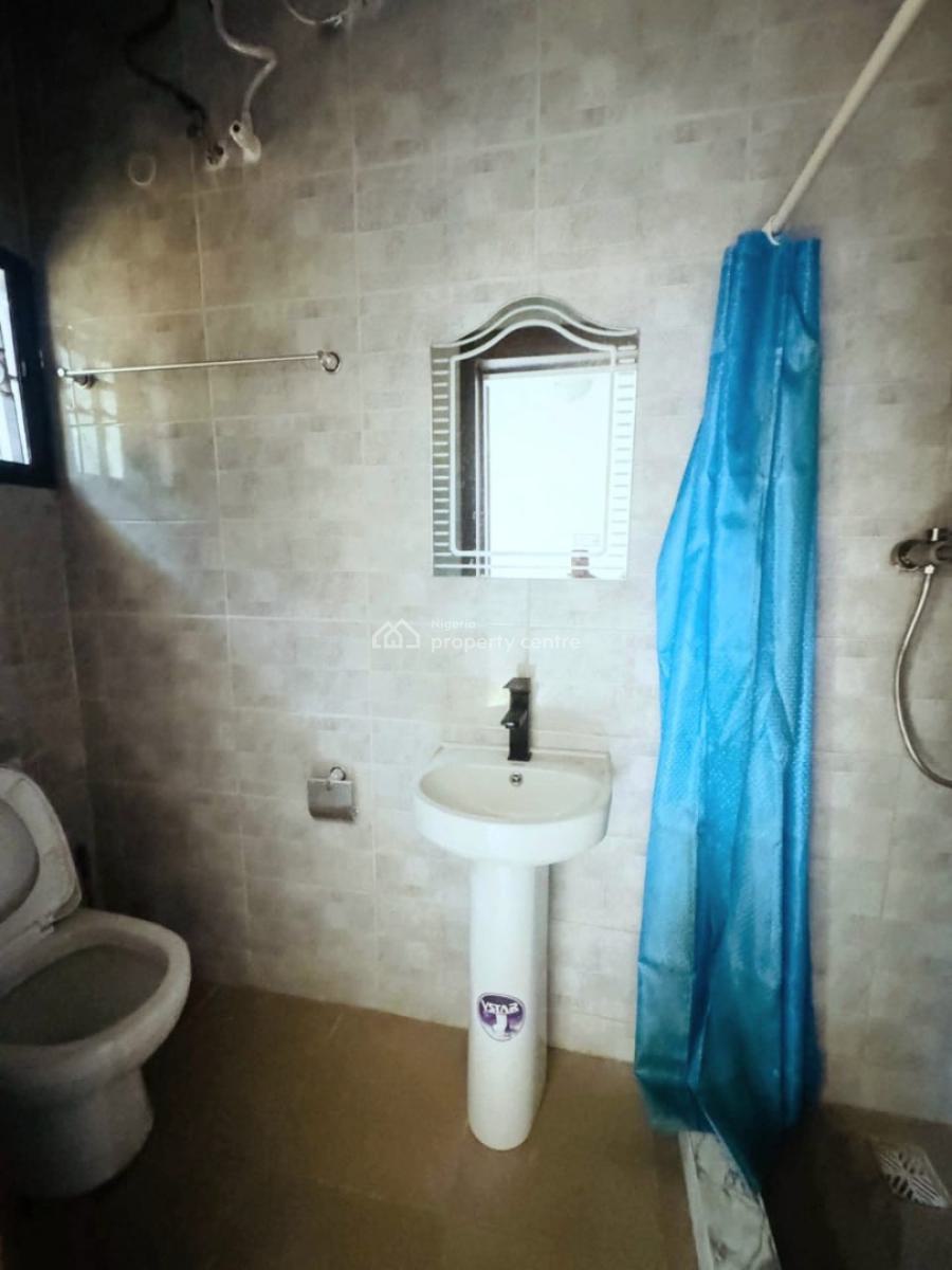 Well Built 3-bedroom Apartments, Lekki Phase 1, Lekki, Lagos, Flat / Apartment for Rent