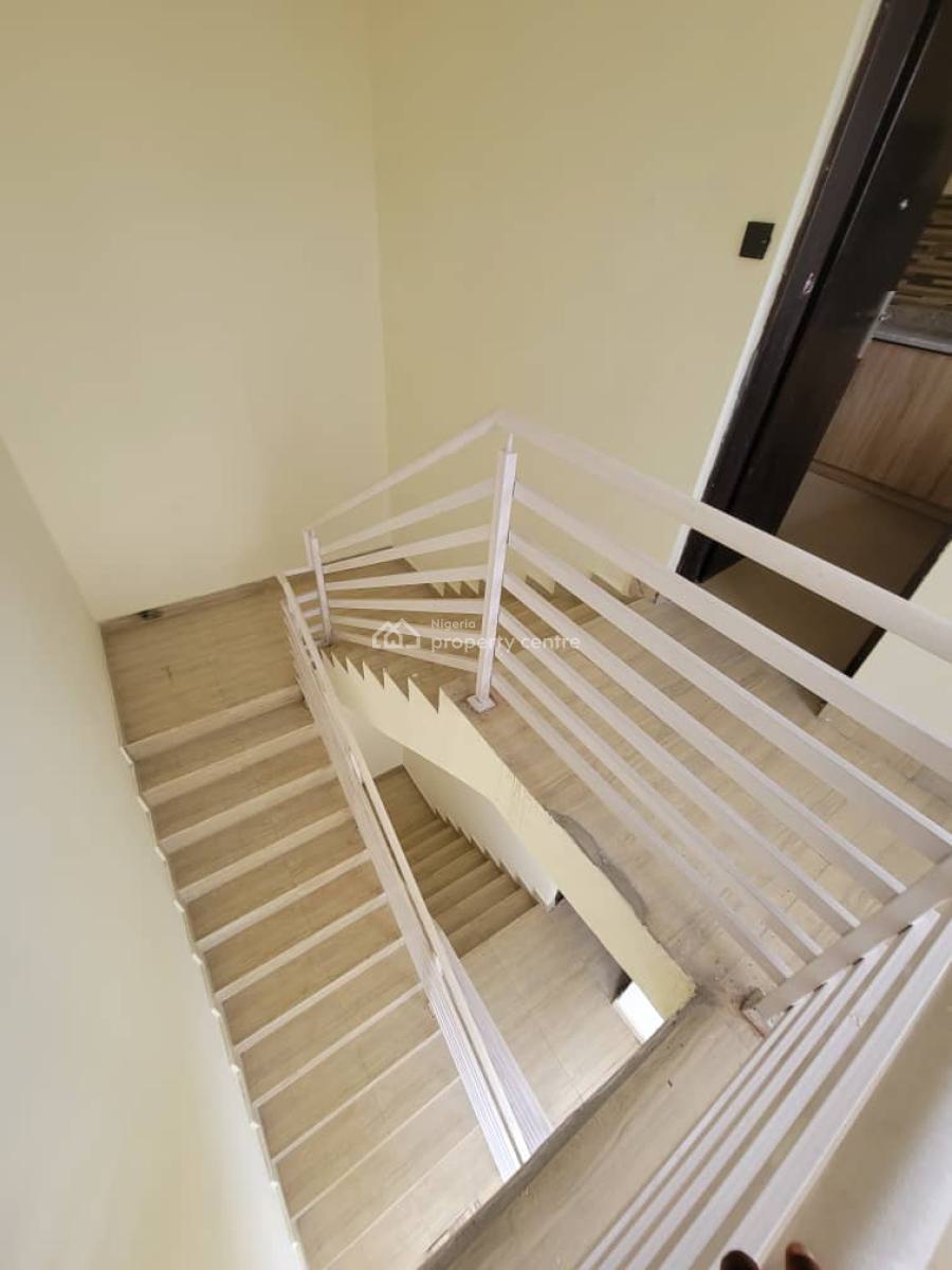 Newly  Built  3 Bedrooms  Flat., Lekki Peninsula Scheme 2., Lekki, Lagos, Flat / Apartment for Sale